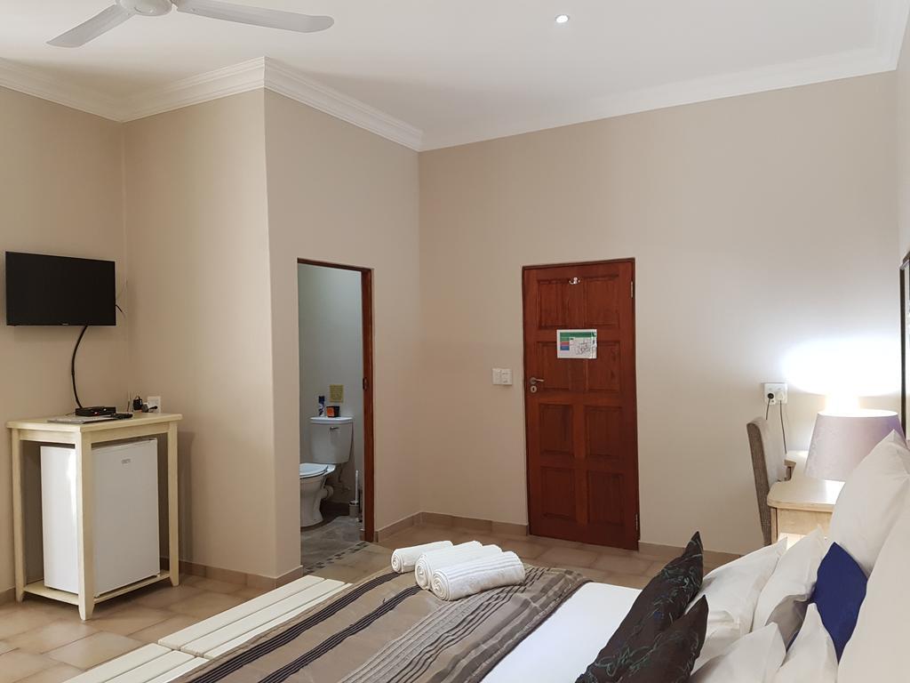 Summerset Place Country House Bela-Bela Quarto foto