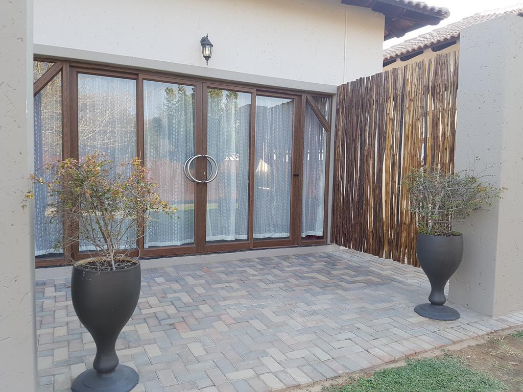 Summerset Place Country House Bela-Bela Quarto foto